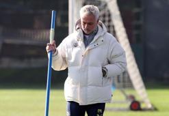 Fenerbahçe'de Jose Mourinho'dan net mesaj! 'Fırsat ayağımıza geldi'