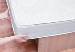 Hep aynı yönde yatmak iyi değilmiş! Yatağı 6 ayda bir çevirince bakın ne oluyor