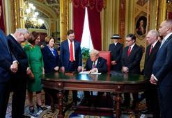 Trump hızlı başladı! Kararnameleri bir bir imzaladı...