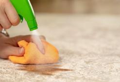 Kumaşlara işleyen lekeleri söküp atan karışım! Kumaşa zarar vermeden temizliyor