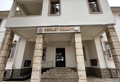 12 yaşındaki kız çocuğuna istismar iddiası! Anne ve sevgilisi tutuklandı