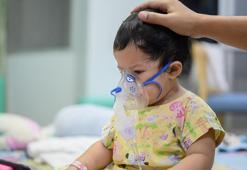 Minik nefeslerin sessiz düşmanı! RSV virüsü alarm veriyor: Ebeveynler ne yapmalı?