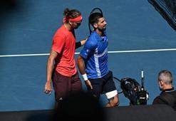 Avustralya Açık'ta Djokovic sakatlandı, Zverev finale çıktı