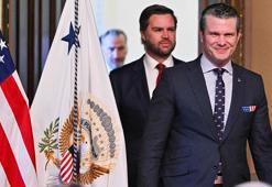 ABD'nin yeni savunma bakanı yemin edip görevine başladı