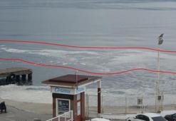 Çanakkale Boğazı'nı kaplamaya başladı! Endişe büyüyor