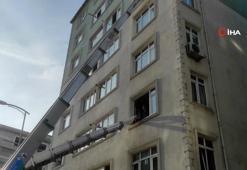 Kartal’da çatlaklar oluşan 7 katlı bina tahliye edildi