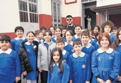 Klip sonrası hatıra fotoğrafı!