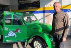 Klasik otomobilleri hurdadan alıp, orijinal haline getiriyor