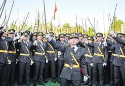 Son dakika... MSB duyurdu: Kılıçlı yeminde teğmenlerle ilgili karar