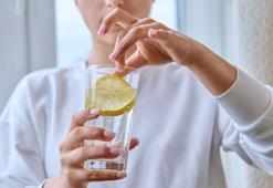 Toksinleri atarak sivilceleri önleyen en etkili taktik! Bol bol için, şifa dağıtıyor