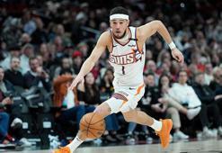 Devin Booker, 10’uncu sezonunda Phoenix Suns tarihine geçti