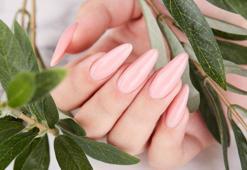 Protez tırnak yaptırırken dikkat! Bu hava boşlukları enfeksiyonun habercisiymiş