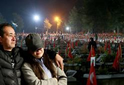 Asrın felaketinin 2. yıldönümünde depremzedeler kaybettikleri yakınlarını andı