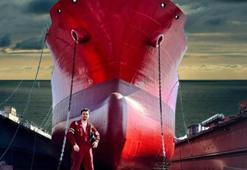 Aklında yokken kendini okyanusta buldu, 2 mülteci kurtardı! 'Para demeyen yalan söyler'