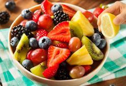 Rengi değişmeye başladıysa limon kurtarıyor! Meyveleri tazecik yapan tüyo