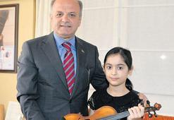 Kemanın ‘harika çocuğu’ kazada hayatını kaybetti! Notalar yaya geçidinde sustu