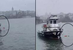 Fatih'te bir kadın denize düştü! Dehşet anları kameraya takıldı