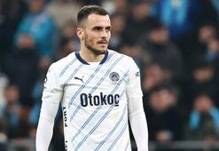 Fenerbahçe'de Filip Kostic: Tribünde yer almak benim için kolay değildi