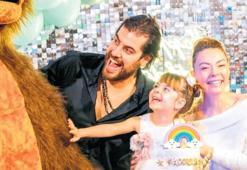 Özge Özder ve Sinan Güleryüz'ün kızları Luna 4 yaşında! ‘Yüzün hep soyadın gibi olsun’