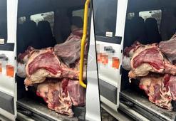 Ankara'da skandal görüntü! Zincir marketin etleri personel servisinde taşındı