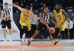 Mersin Spor - Beşiktaş Fibabanka maçından kareler