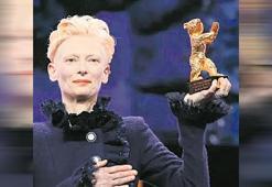 Berlin’de üstü kapalı isyanı