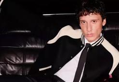 İstanbul'da lapa lapa kar yağdı! Edis, trafikte kalmamak için metroya bindi