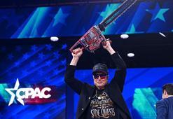 'Bu testere bürokrasi için' Elon Musk'tan testere şov!