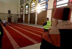 Emevi Camisi'ne Gaziantep'te üretilen halılar serildi