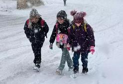 SON DAKİKA! Eğitime kar engeli! İşte 26 Şubat Çarşamba günü okulların tatil edildiği yerler