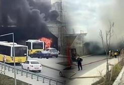 Çam ve Sakura Şehir Hastanesi girişinde İETT otobüsünde yangın çıktı