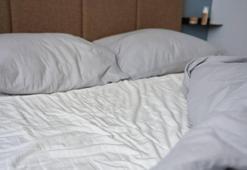 Çarşaflarınızı sakız beyazlığında serin! Yöntemi çok basit, suyu ayarlamak yetiyor