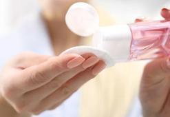 Kimyasal içermiyor, tamamen doğal! Tek ürün yoğun makyajı bile temizliyor