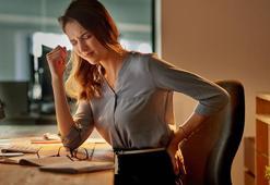 Sırt ağrısı deyip geçmeyin! Omurga tümörü habercisi olabilir