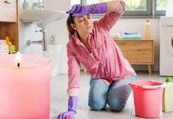 Ramazanda yorulmadan ev temizliği! Daha kolayı yok, mum yakarak tozu yok edin