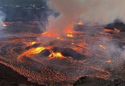Hawaii'de Kilauea Yanardağı yine lav püskürttü