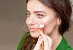 Makyaja saatler harcamayın! Allık yerine bunu seçin, hepsi daha pratik