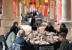 Binbirdirek Sarnıcı’nda iftar sofrası