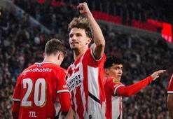 PSV Eindhoven, Heerenveen'i 2 golle geçti!