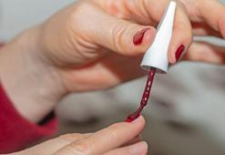 Tırnakları mahveden ürün! 7 gün bekletmeyin, sonrası zarar