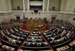 Yunanistan'da yeni kabine üyeleri göreve başladı