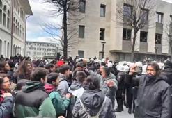 İstanbul Üniversitesi'nde izinsiz yürüyüşe polis müdahale etti
