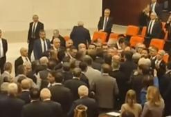 TBMM'de 'Ekrem İmamoğlu' gerginliği! CHP'li Başarır şişe fırlattı