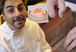 Kitap kokusundan puding yaptı, kasesi 1400 lira! Ünlü şefin aklında İzmir varmış