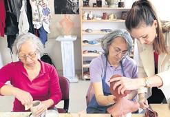 Yaşlanmak yok yaş almak var