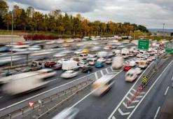 İstanbul Valiliği açıkladı! İşte trafiğe kapanan yollar