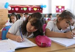 ARA TATİL TARİHLERİ 2025 🎈 2. dönem ara tatil ne zaman? Ara tatil ve bayram tatili birleşecek mi?