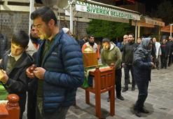 Sahur vakti akın ettiler! Kilometrelerce kuyruk oluştu