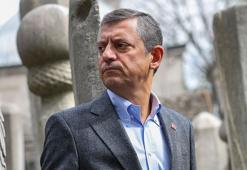 CHP Genel Başkanı Özel, Şehzadebaşı Camii'ni ziyaret etti