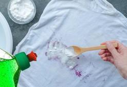 Kumaşı saç boyasından kurtaran oksijenli su! 5 dakikada hakkından gelecek